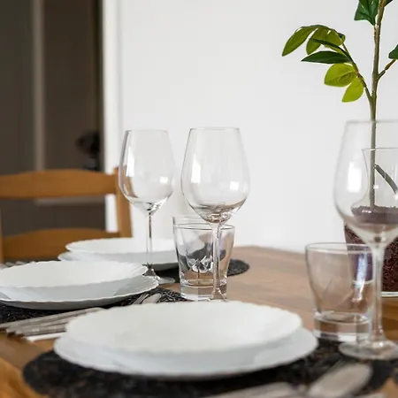 - 9th Floor, Balcony, Tram&bus - By Rentujemy