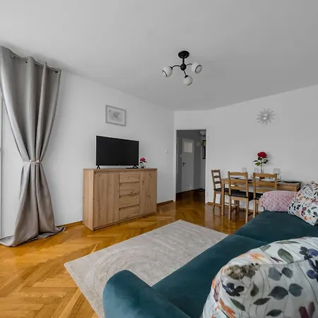 - 9th Floor, Balcony, Tram&bus - By Rentujemy *