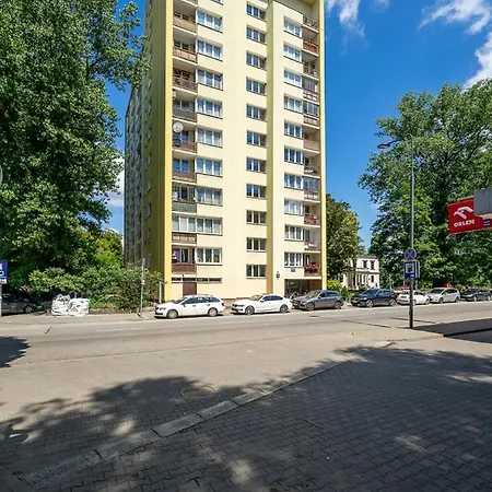 Apartamento - 9th Floor, Balcony, Tram&bus - By Rentujemy