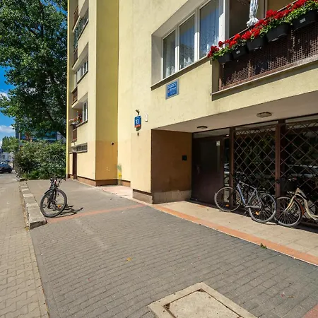 - 9th Floor, Balcony, Tram&bus - By Rentujemy